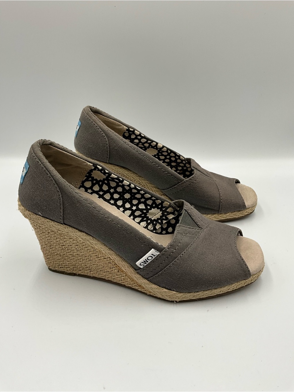 TOMS Wedges Size 6.5 Taupe Canvas Espadrille Wedge Peep-Toe